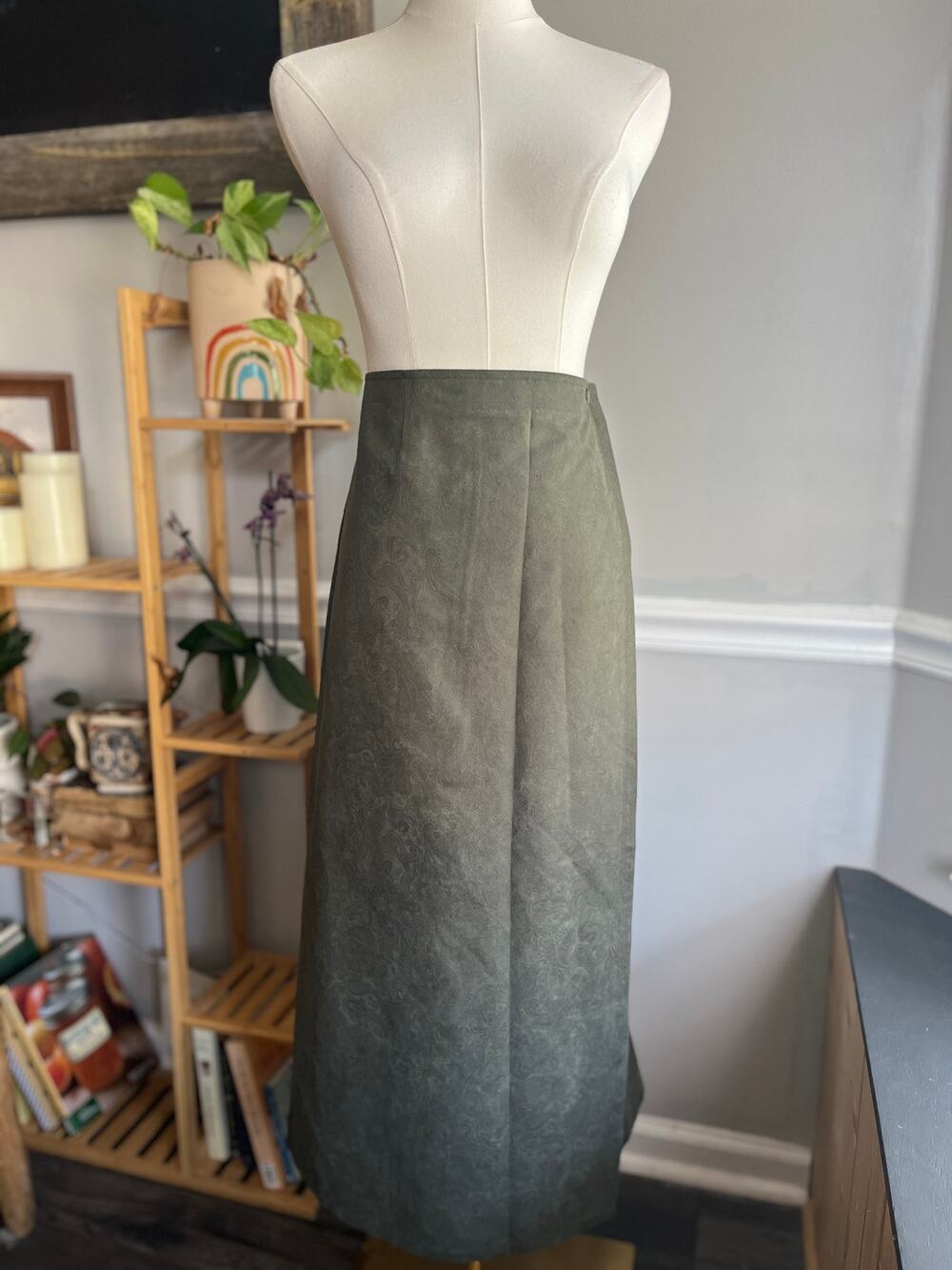 Vintage Y2K Faux Wrap Maxi Skirt Green Paisley Embossed Size XL